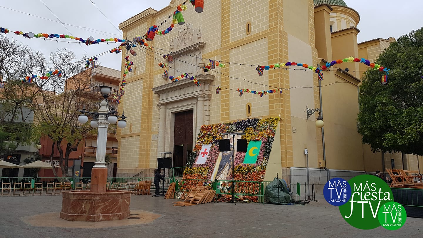 ¡AVISO! Se aplaza por hoy el Baile del Farol Infantil