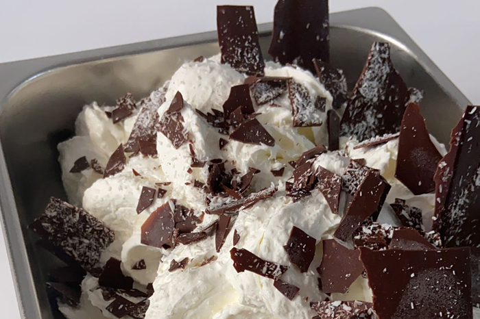 Stracciatella de coco, matices y contrastes